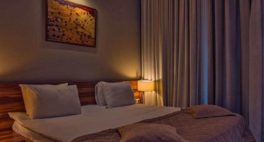 Avenue Hotel Баку Екстер'єр фото