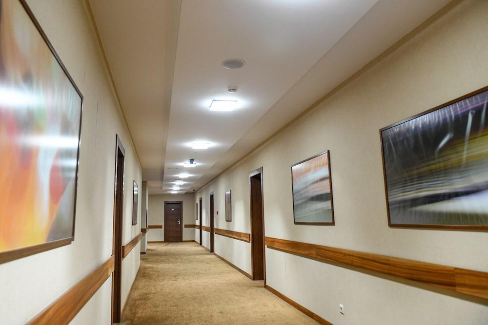 Avenue Hotel Баку Екстер'єр фото